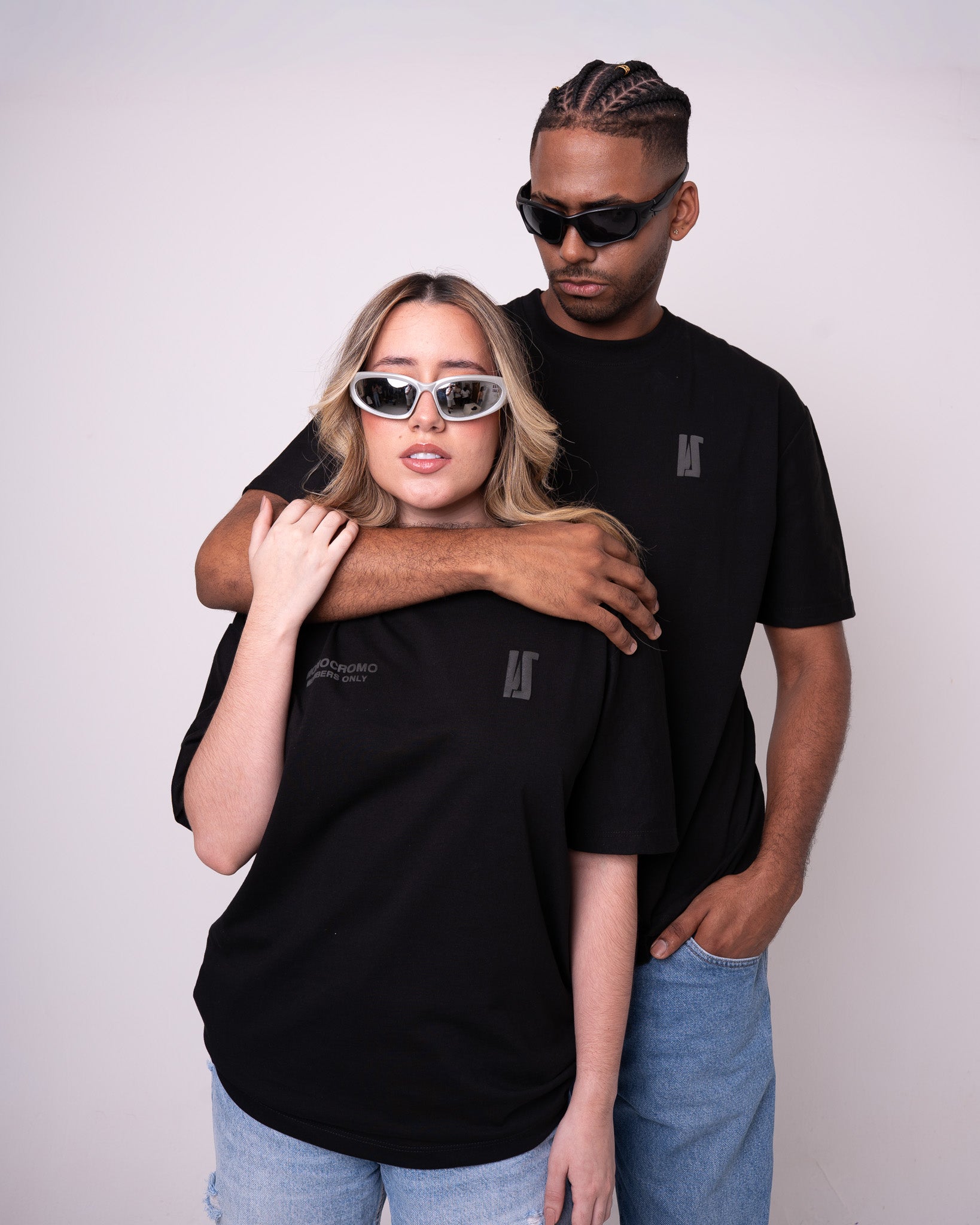 Camiseta Monocromo - Negra